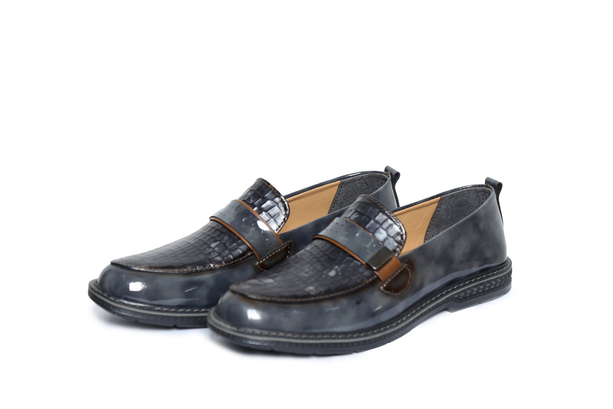 Classic Design for Casual & Formal Wear